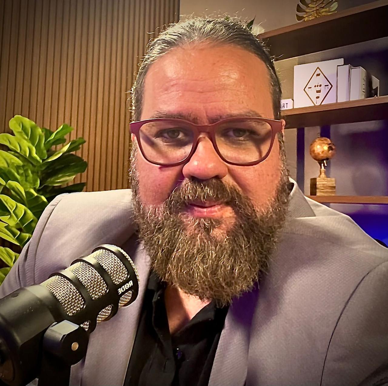 Prof. Dale Brant